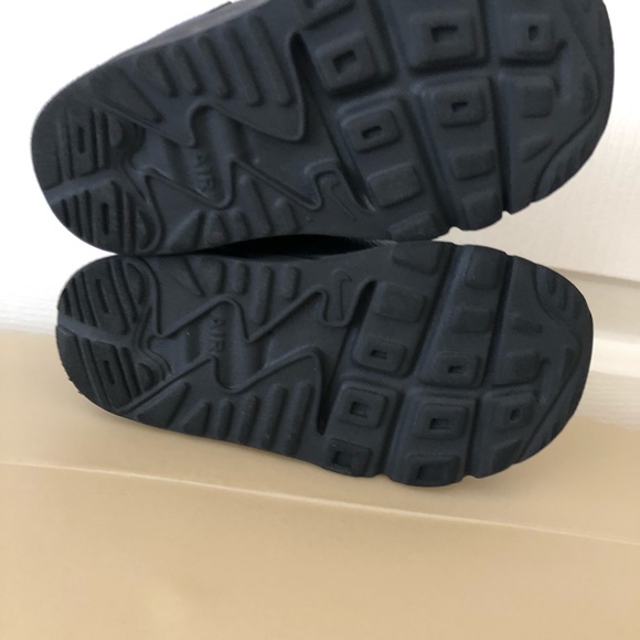 Nike Air Max - Picture 3 of 5